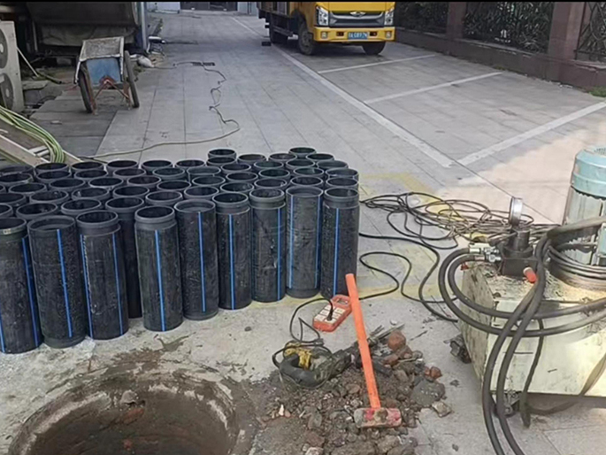 余干PE置换管厂家 DN315置换管 非开挖管短管置换